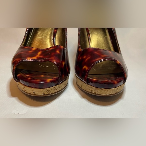 Nine West Tortoise Shell Open Toe Platform Heels Size 7.5 - Picture 5 of 9
